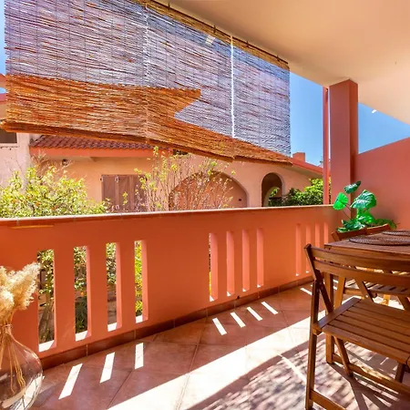 Romantic Bohemien Apartment- Private Terrace Apartmán
